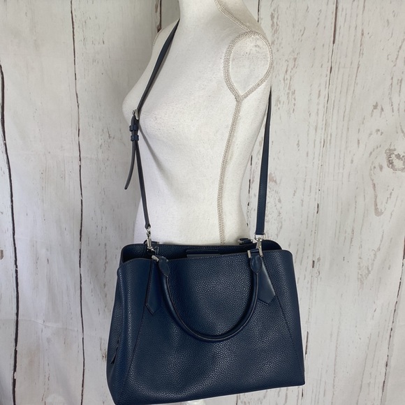 Michael Kors handbag - Picture 3 of 5